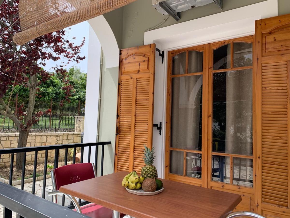 Katerinas Inn Apartments Keri Екстер'єр фото