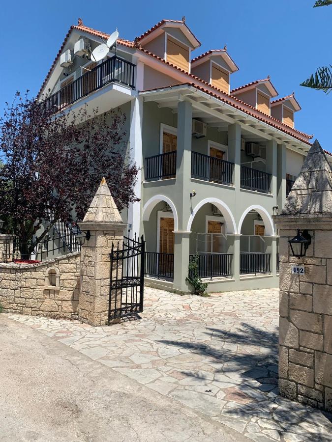 Katerinas Inn Apartments Keri Екстер'єр фото